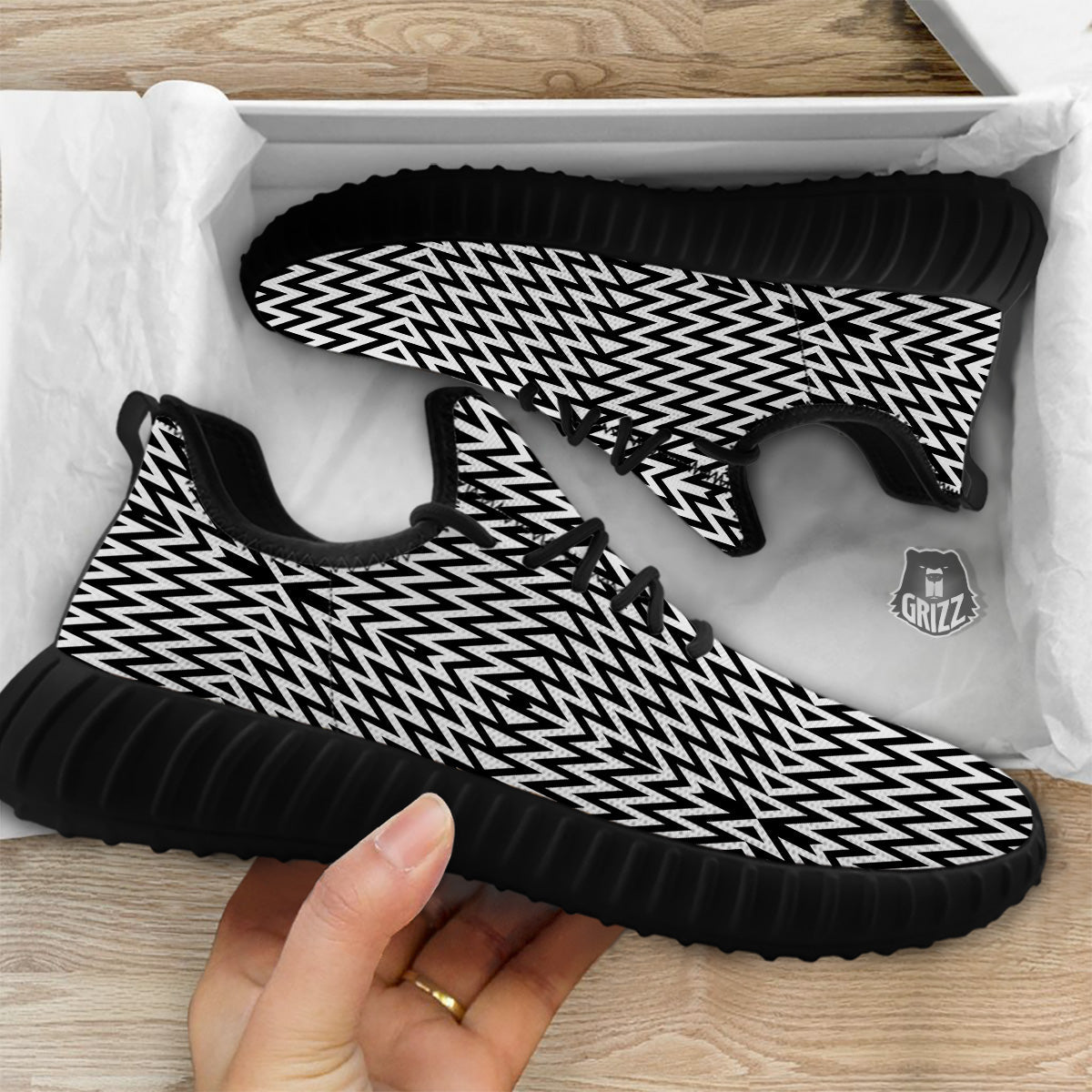 Zigzag Lines Black Print Pattern Black Walking Shoes-grizzshop