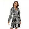 Zigzag White And Black Print Pattern Women's Robe-grizzshop