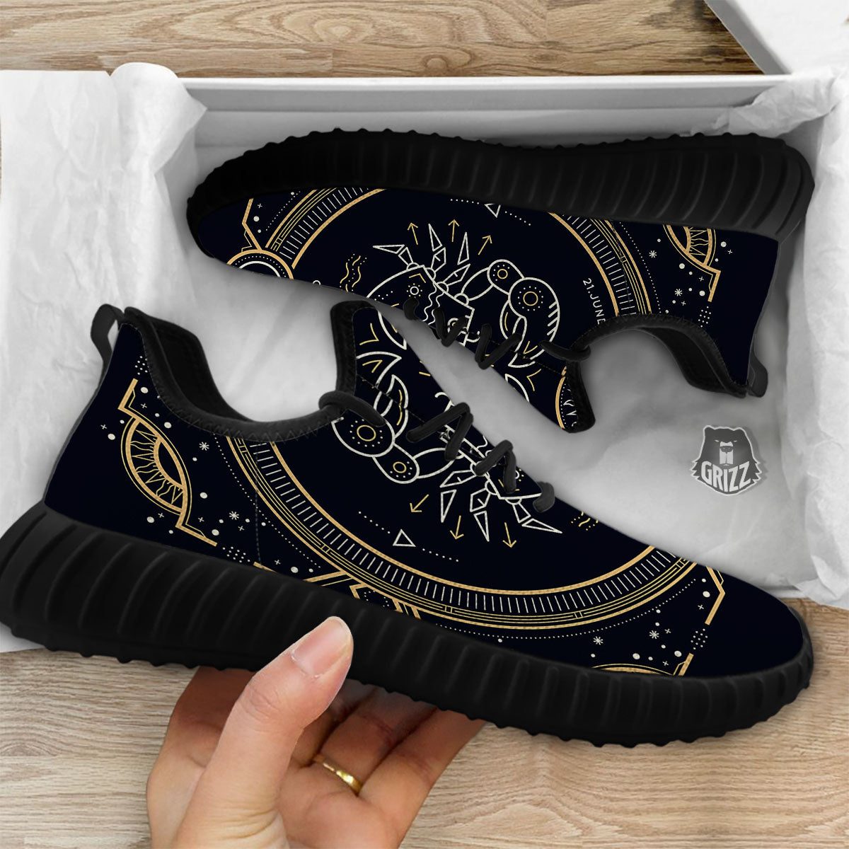 Zodiac Sign Vintage Cancer Print Black Walking Shoes-grizzshop